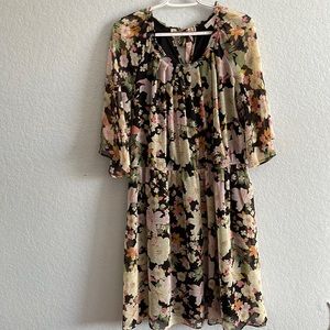 Beautiful knee length floral dress used couple of times
